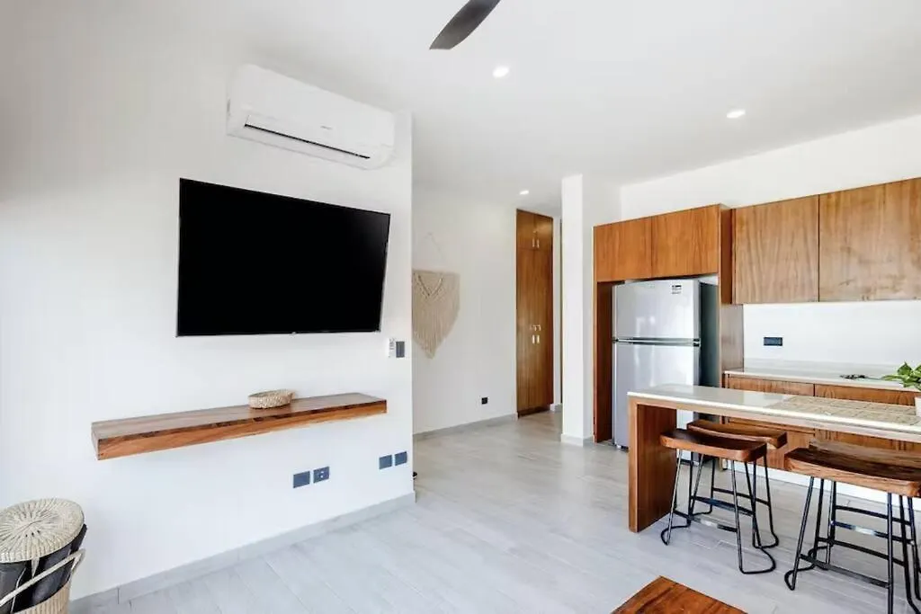 Spacious Condo, Beautiful Pool, Wi-Fi - Casa Kaanal 104 Tulum 0*,